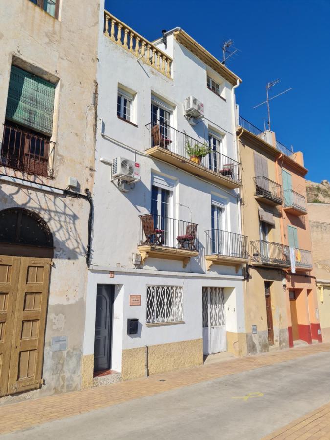 River Ebro Apartments Mora d'Ebre Eksteriør billede