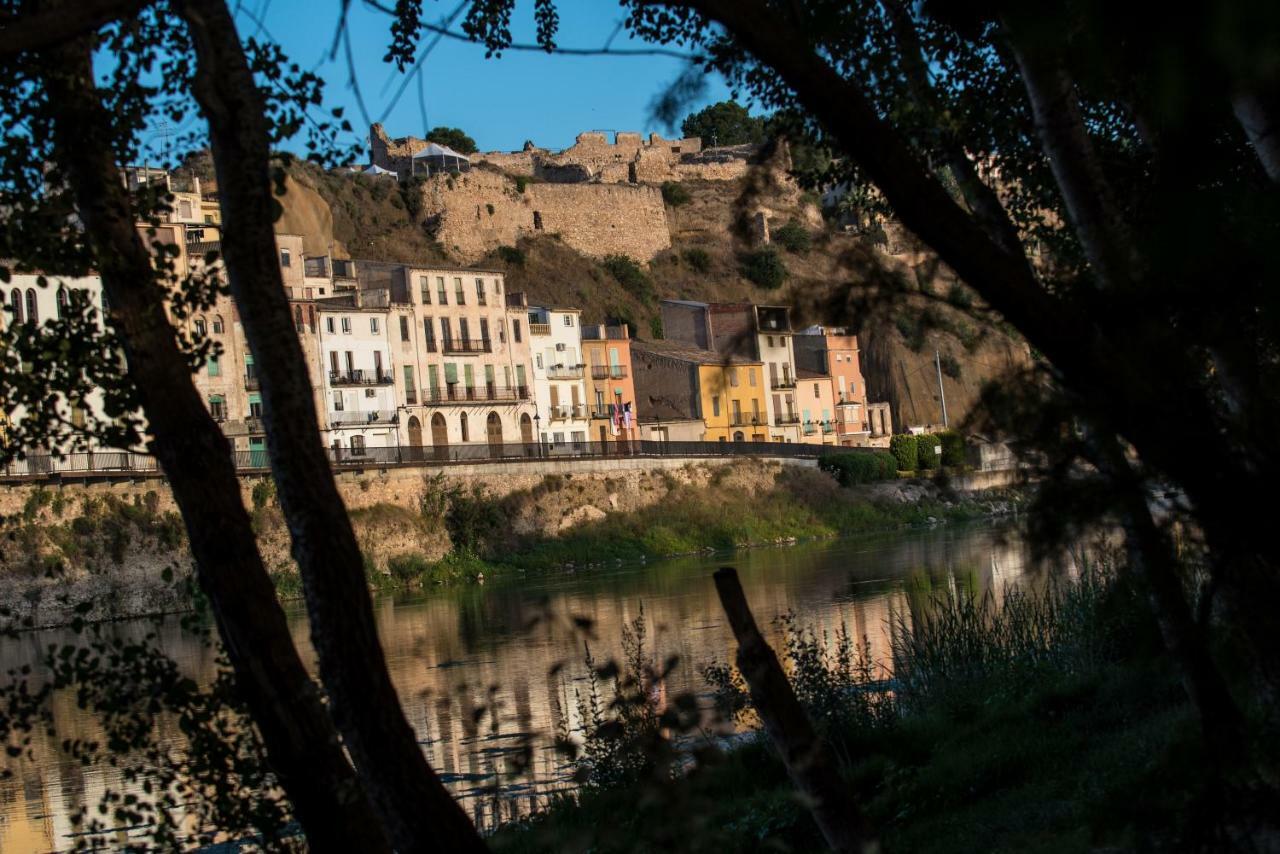 River Ebro Apartments Mora d'Ebre Eksteriør billede